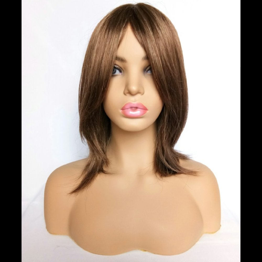 BRAND NEW Layered Bob Straight Wig
